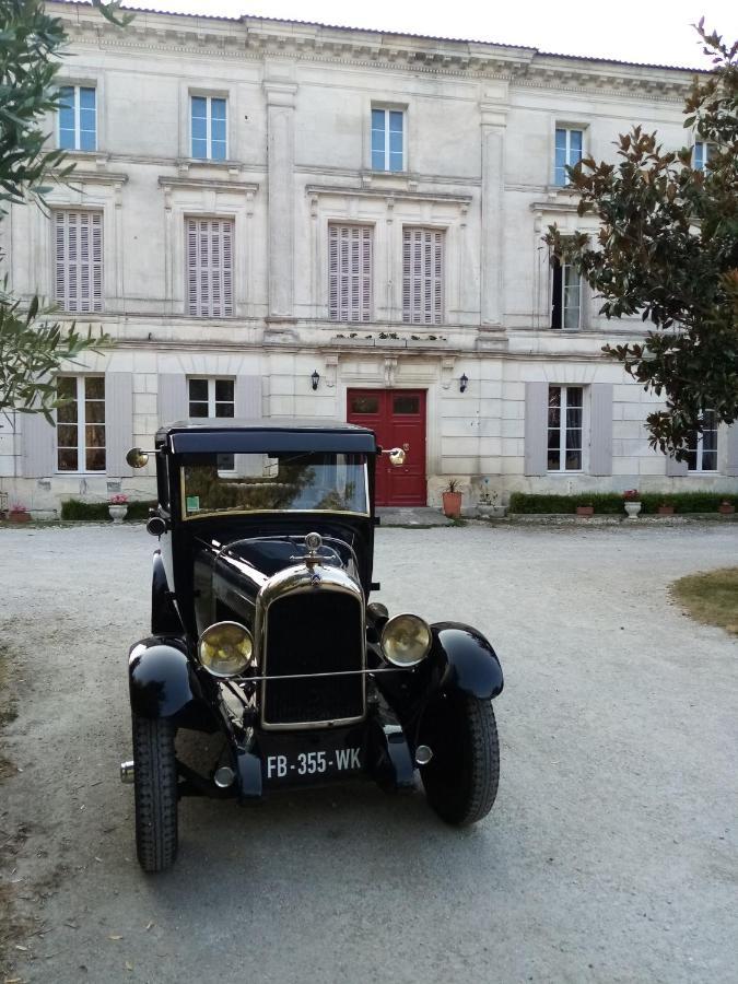 Bed and Breakfast Domaine De Pladuc Lachaise Esterno foto