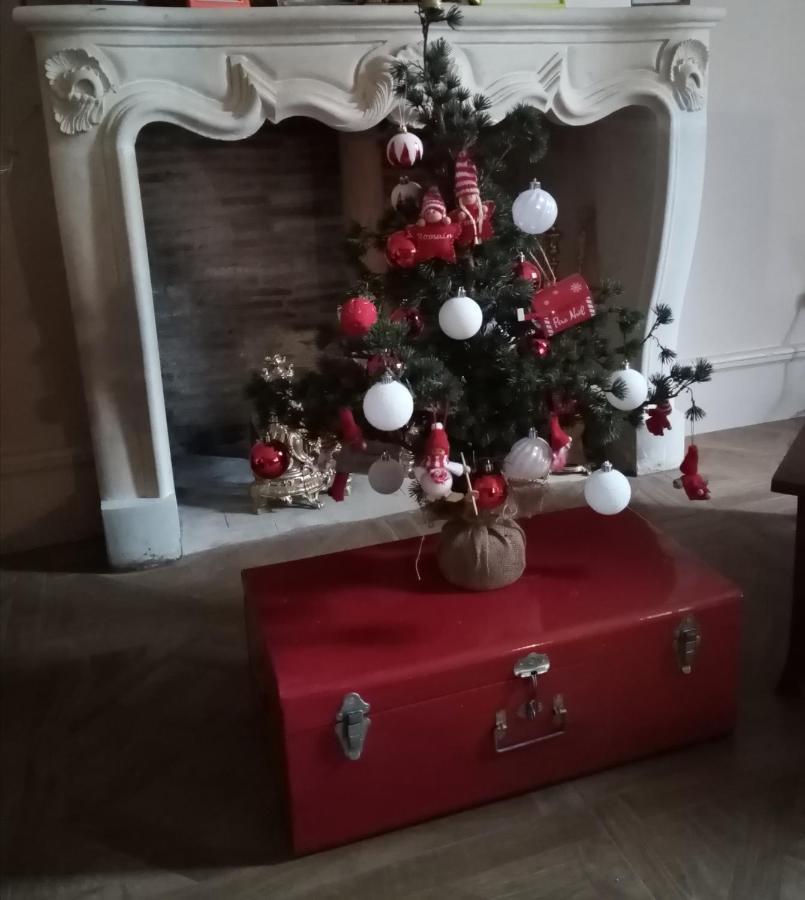 Bed and Breakfast Domaine De Pladuc Lachaise Esterno foto